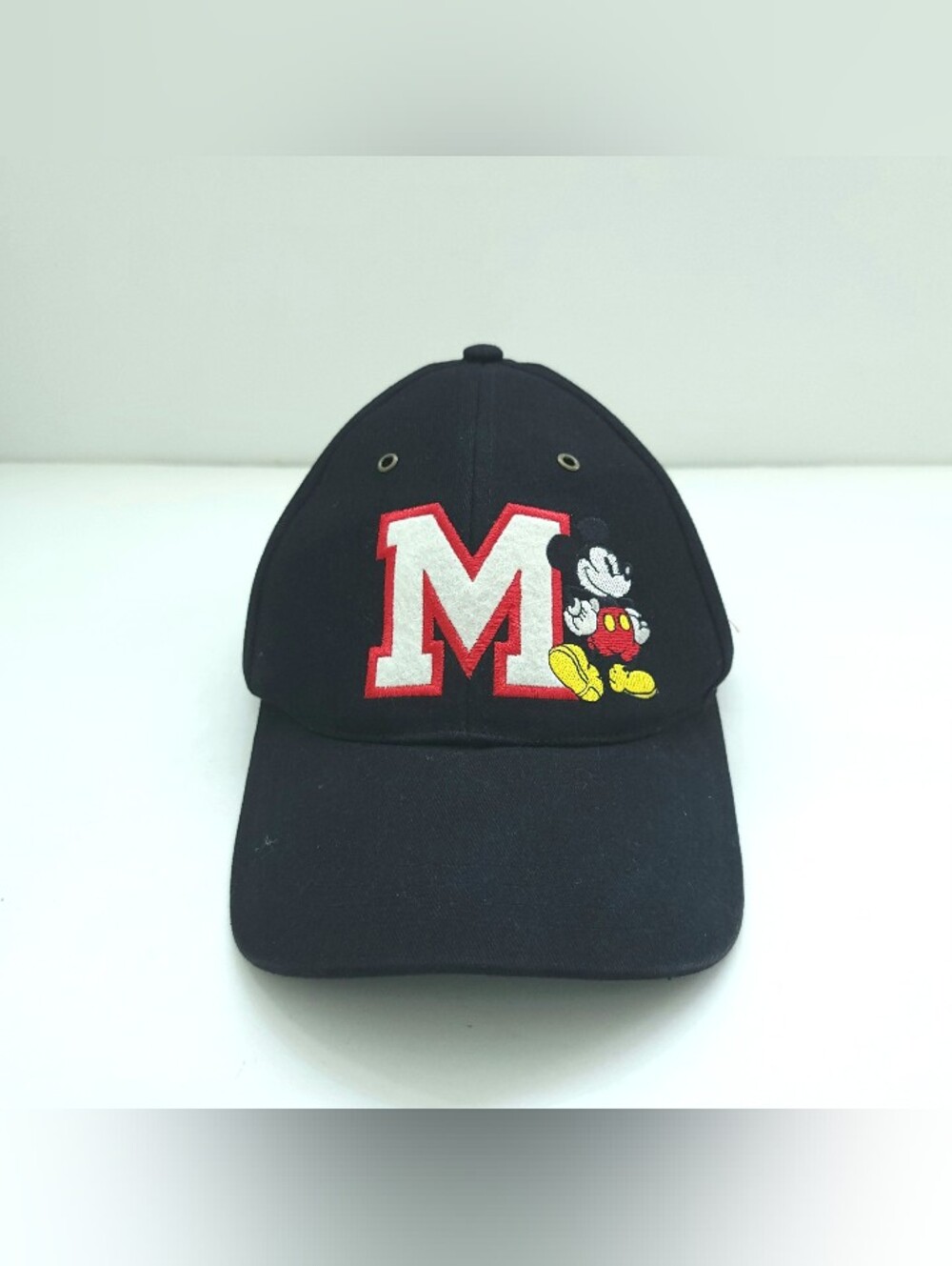 Disney Mickey Mouse Hat Vintage Strap Back Disneyland Resort Embroidered